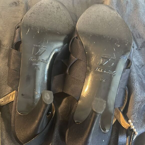 Gorgeous Diego Della Valle Satin Heels - Picture 7 of 9